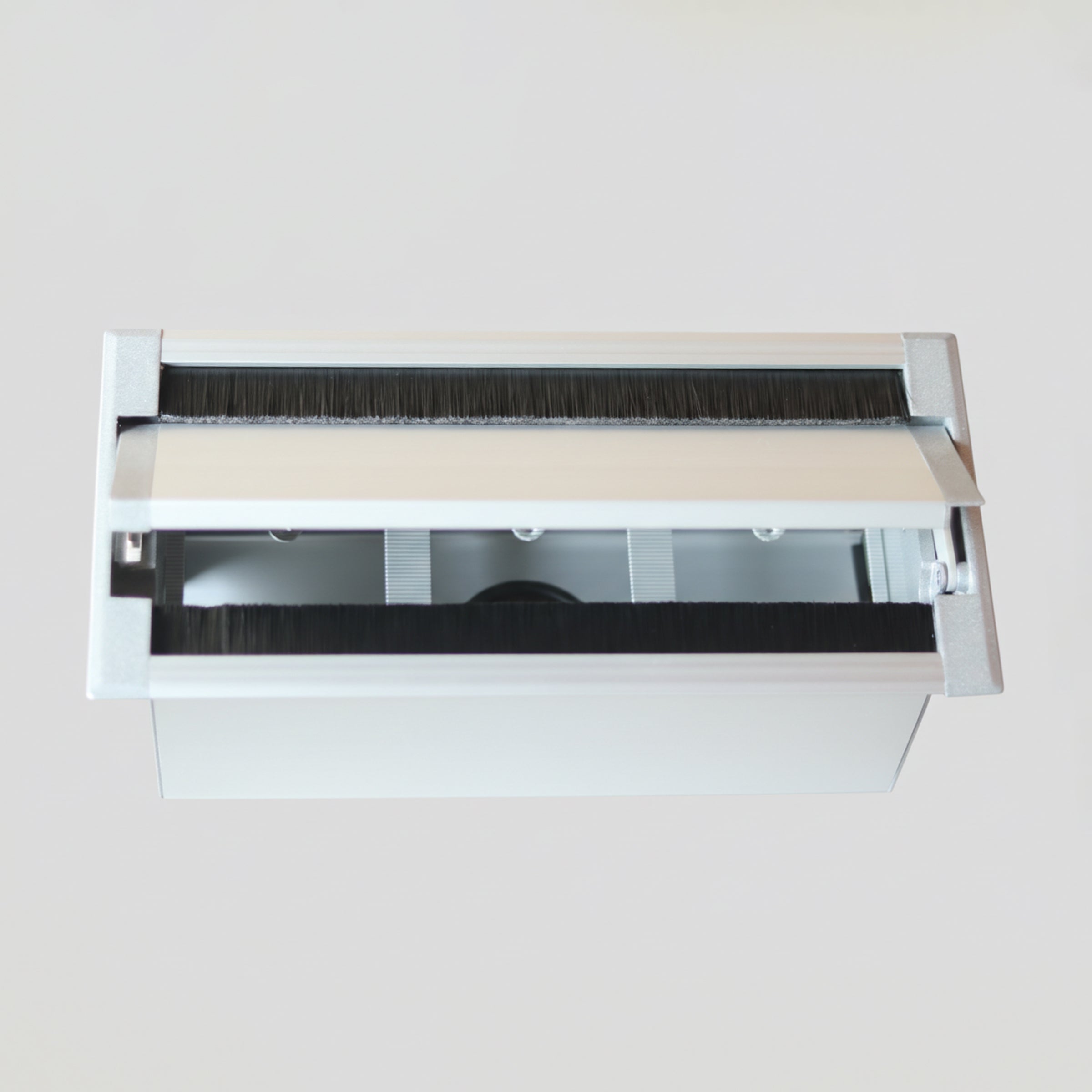 Grommet Cable 